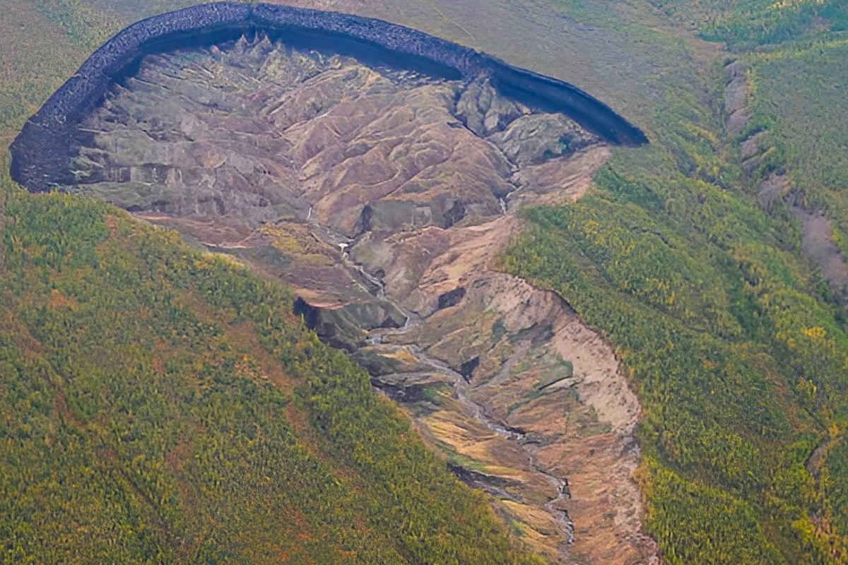«دروازه‌ جهنم» هر سال صدها هزار متر مکعب بزرگتر می‌شود