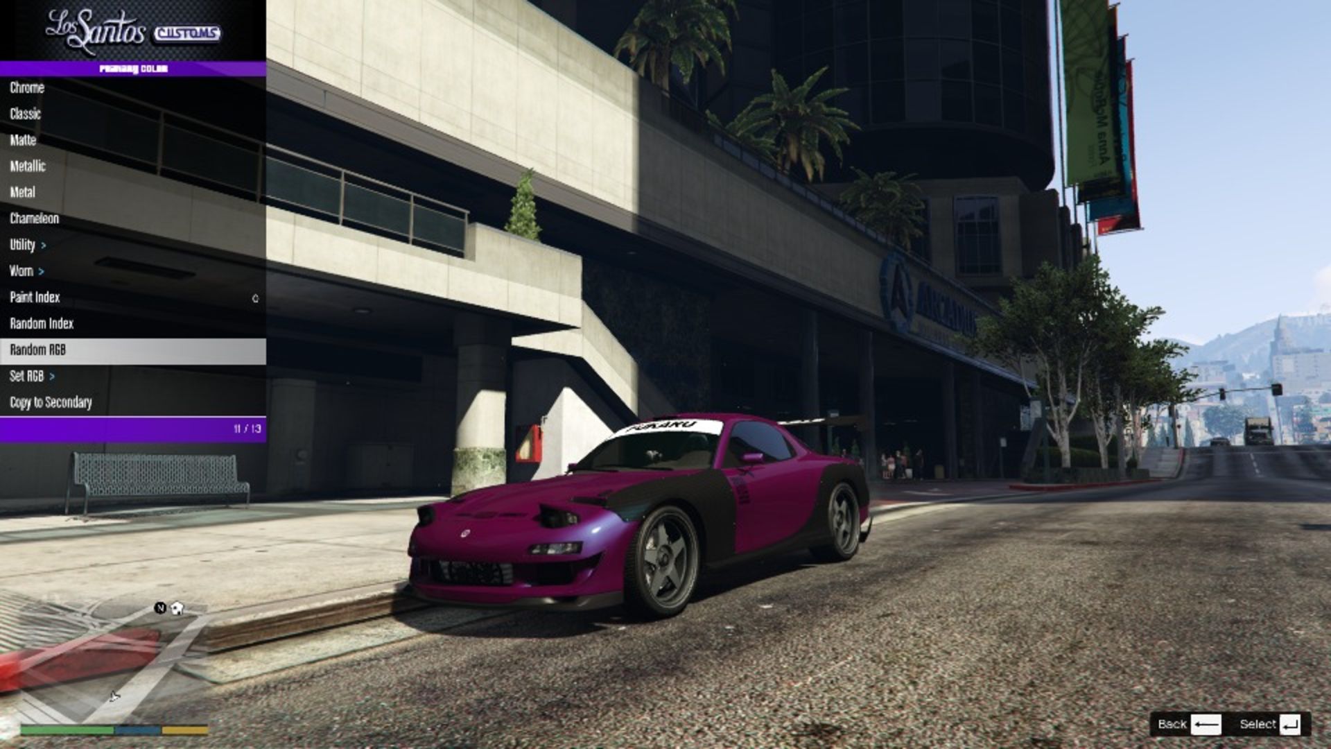 نمای سه‌چهارم جلو یک خودرو در بازی GTA 5