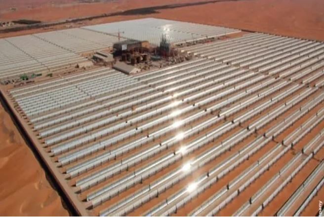 وقتی صحرا، منبع نور می‌شود: تلاش کشورهای خلیج فارس برای قطب شدن در صادرات برق تجدیدپذیر!