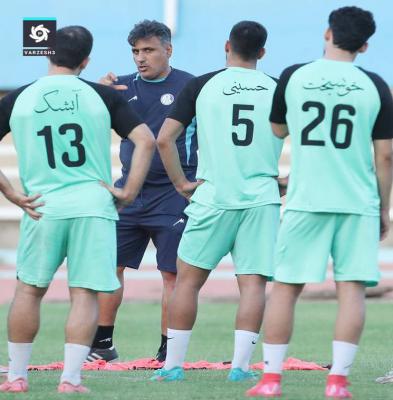 لباس‌های تمرینی جالب استقلال خوزستان با نام فارسی بازیکنان