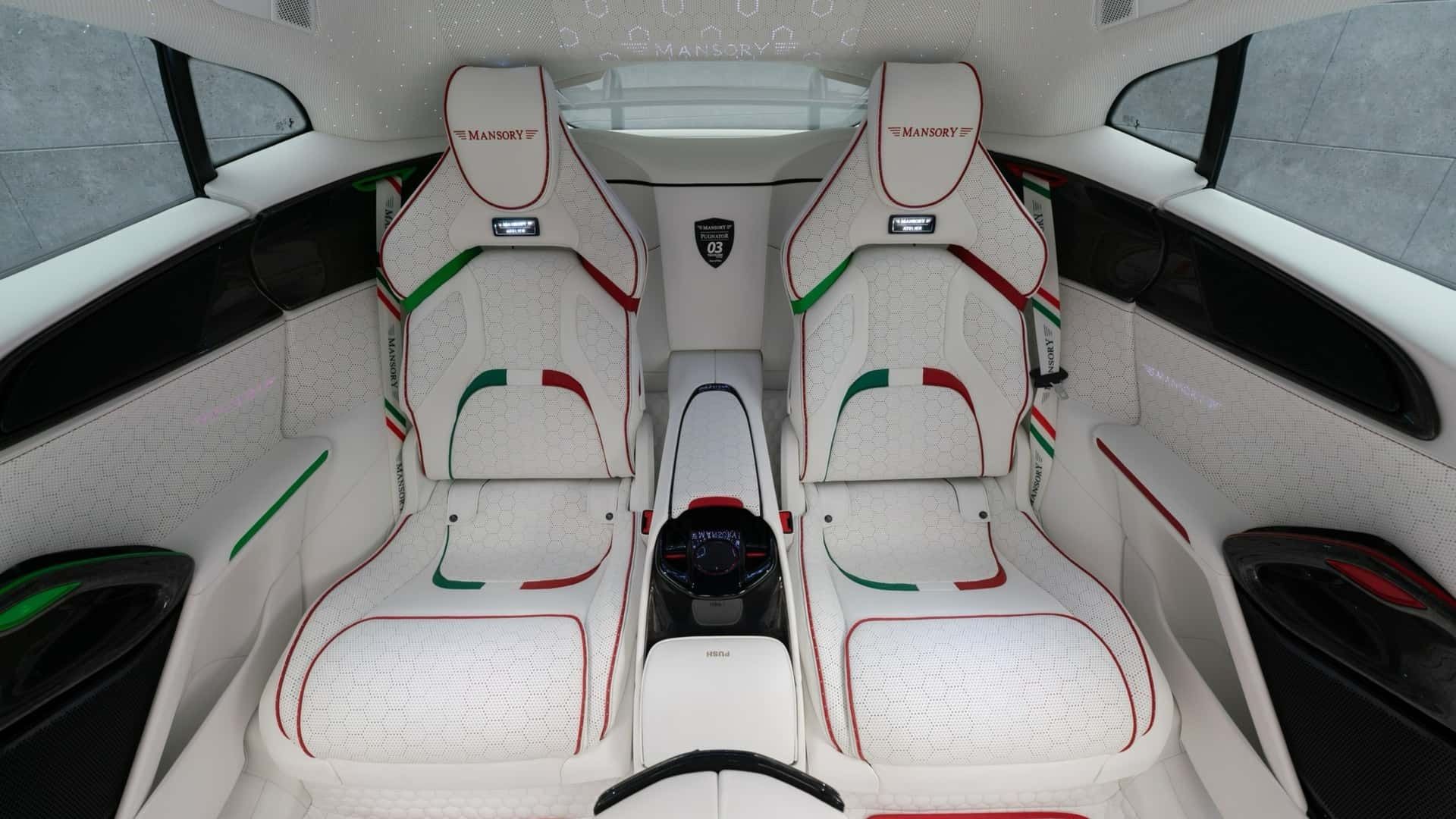 نمای صندلی عقب خودرو فراری پوروسانگوئه منصوری