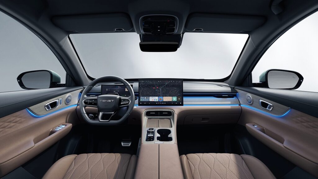 چری تیگو ۸ پلاس با برند تنت در روسیه مونتاژ میشود_فرنگی 4 کابین خودرو